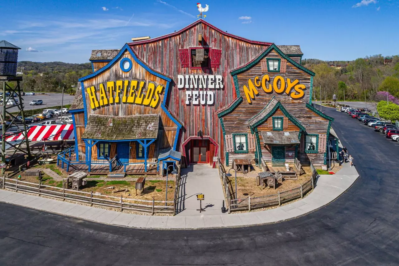 Hatfield and McCoy Dinner Show in Pigeon Forge
