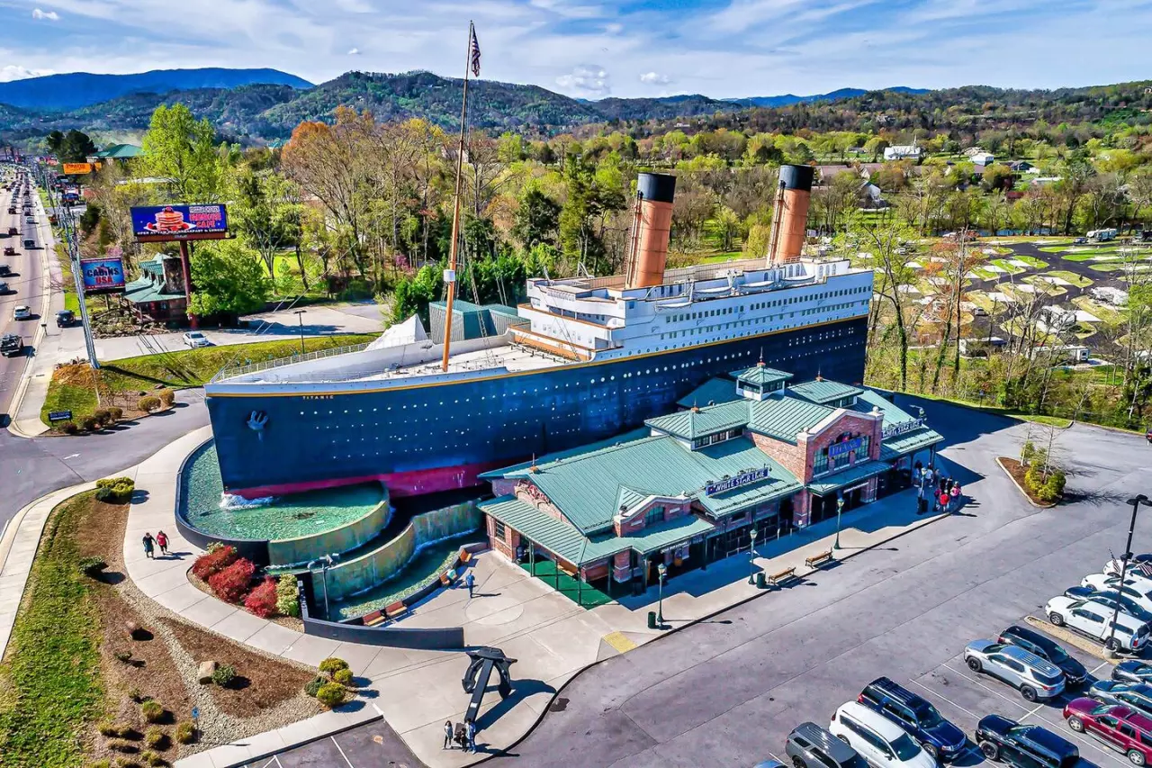 Titanic Museum Attraction in Pigeon Forge, Tennessee